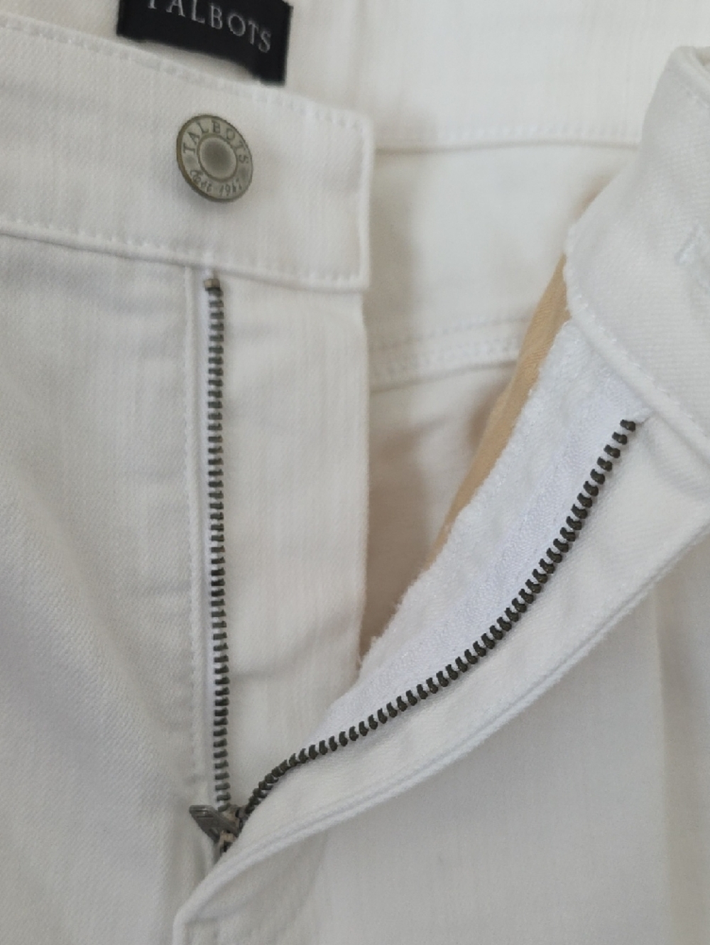 Talbots Straight Leg White Jeans Size 4 - Picture 4 of 16